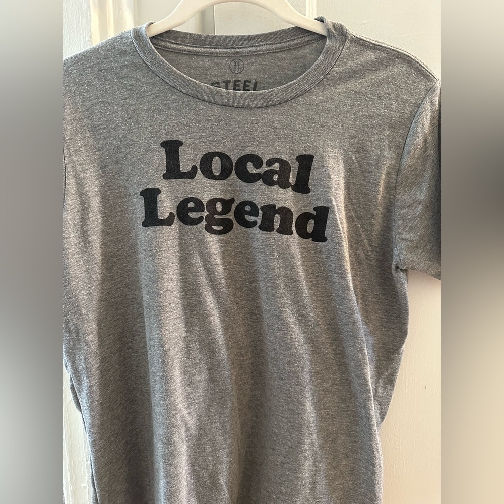 Steel City kids “Local Legend” short sleeve T. Pittsburgh brand. Size XL 12-14